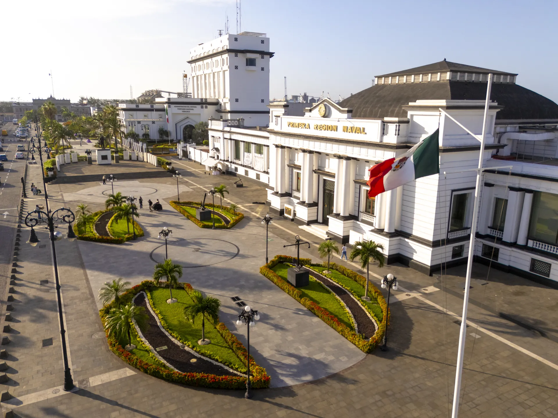 Plaza de la República 2